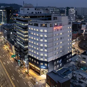 Отель The Prima Jongno