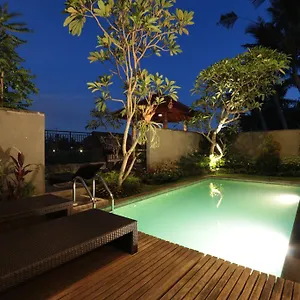duana-sari.ubudhotelsnow.com/